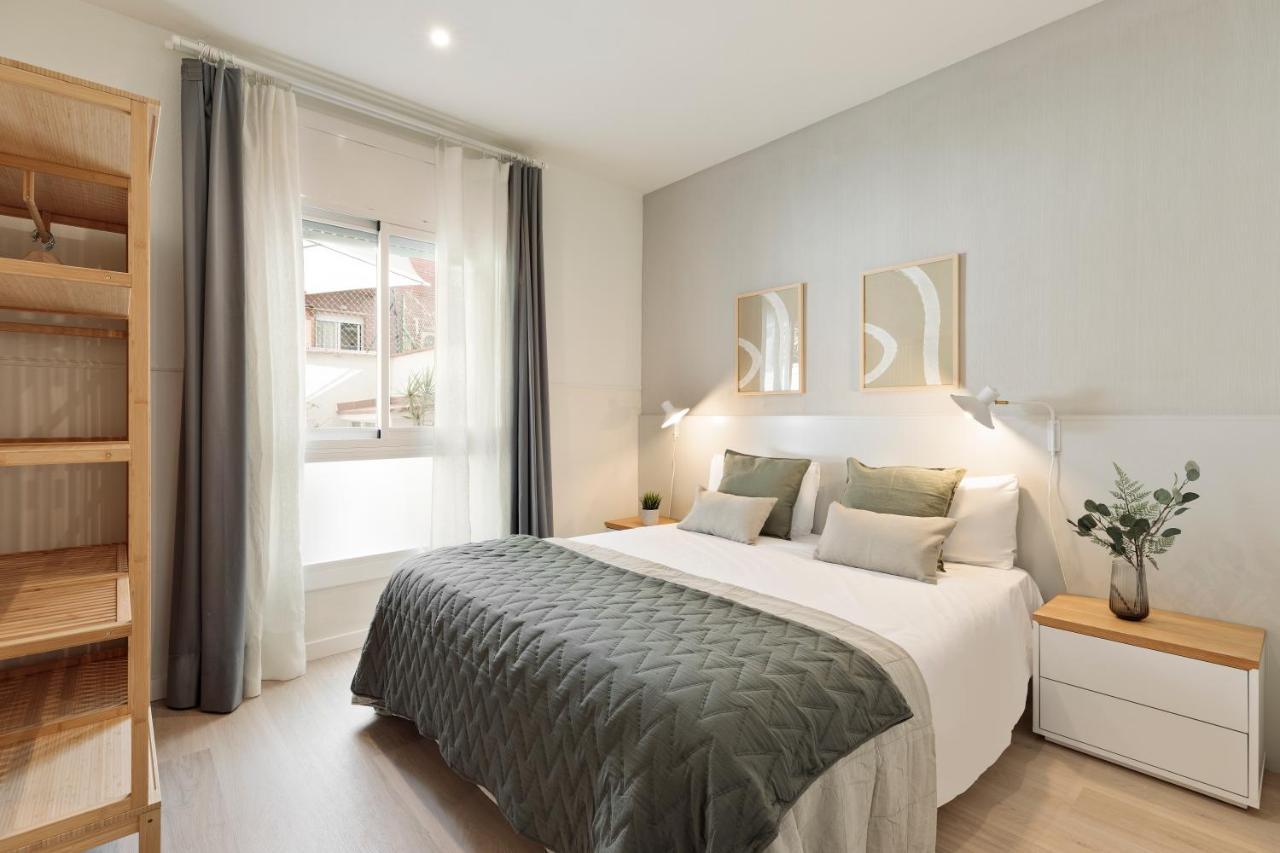 Apartments Sata Sagrada Familia Area Barcelona Exterior foto
